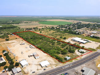 Plus de détails pour 1312 Oak, Pearsall, TX - Terrain à vendre