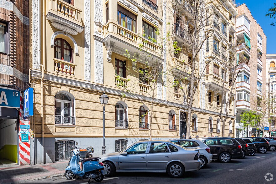  dans Madrid, Madrid à vendre - Photo principale – Image 1 sur 1