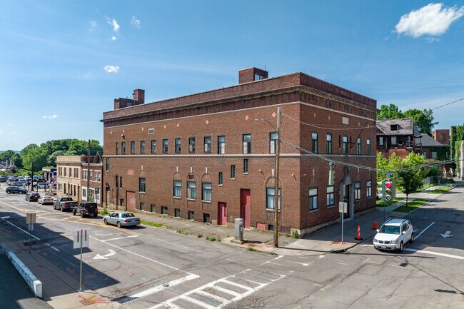 Plus de détails pour 257 Washington St, Binghamton, NY - Logement à vendre