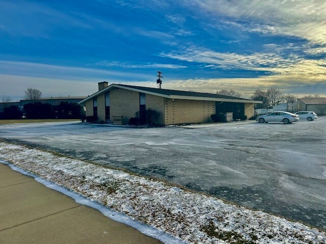 2455 Stanley Ave, Dayton, OH à louer - Photo principale – Image 1 sur 48