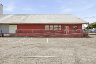 206 N Benton St, Kennewick, WA à louer Photo intérieure– Image 1 sur 24