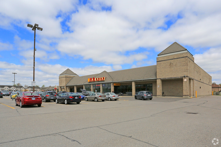 9019 Bayview Ave, Richmond Hill, ON à louer - Photo principale – Image 1 sur 9