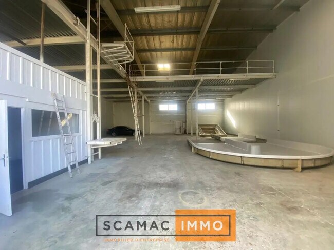 Plus de détails pour Bureau, Industriel/Logistique à louer