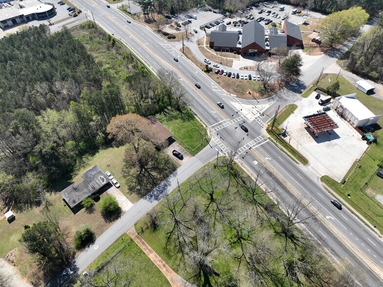 1919 Seayes Rd, Austell, GA à vendre - Photo principale – Image 1 sur 2