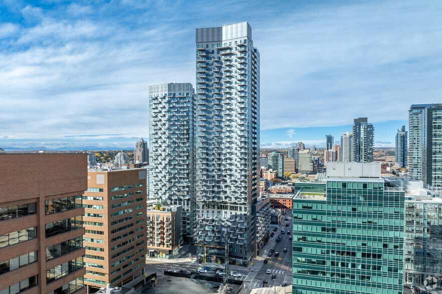 1111 4 St SW, Calgary, AB à louer - Photo principale – Image 1 sur 62