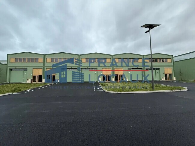 Plus de détails pour Bureau, Local d'activités à louer