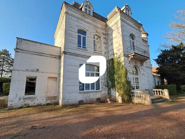 Bureau dans Saint-André-lez-Lille à louer - Photo de l’immeuble – Image 2 sur 10