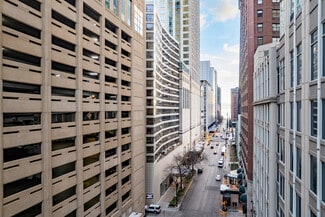 Plus de détails pour 110 E Delaware Pl, Chicago, IL - Logement à vendre
