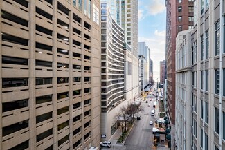 Plus de détails pour 110 E Delaware Pl, Chicago, IL - Logement à vendre