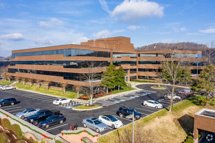 155 Franklin Rd, Brentwood, TN à louer - Photo principale – Image 1 sur 6