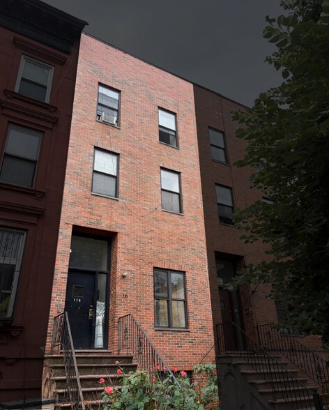 116 Macon St, Brooklyn, NY à vendre - Photo de l’immeuble – Image 1 sur 6