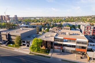 1721 10th Ave SW, Calgary, AB - VUE AÉRIENNE vue de carte - Image1