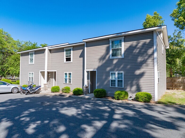 1105 N Oak St, Valdosta, GA à vendre - Photo de l’immeuble – Image 2 sur 5