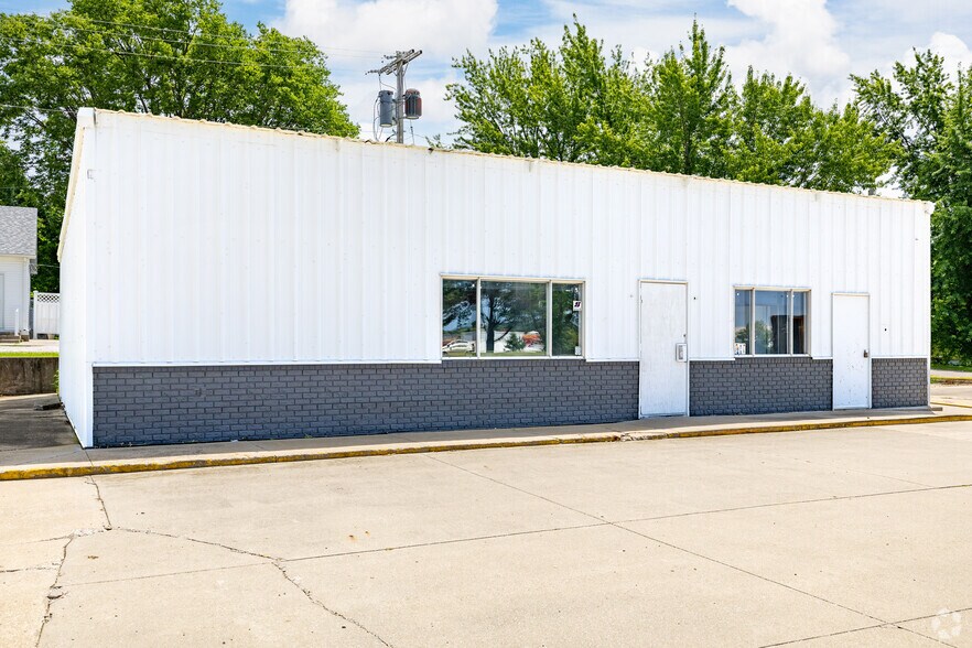 401 S County Rd, Toledo, IA à vendre - Photo de l’immeuble – Image 2 sur 2