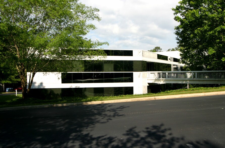 1255 Roberts Blvd, Kennesaw, GA à louer - Photo de l’immeuble – Image 3 sur 7