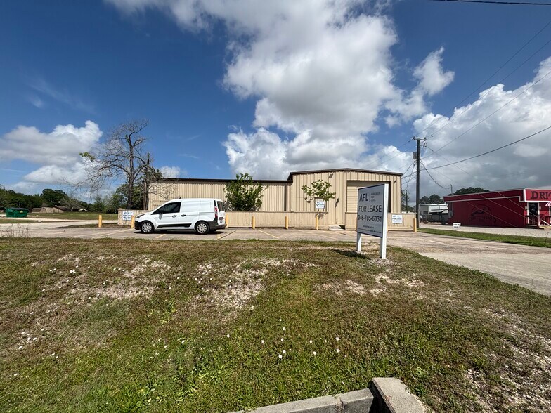 3725 FM 646 Rd, Santa Fe, TX à louer - Photo de l’immeuble – Image 2 sur 2
