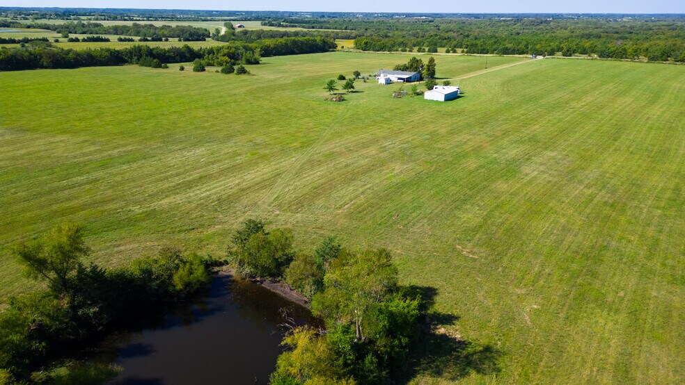 5484 N FM 1743, Windom, TX à vendre - Photo de l’immeuble – Image 3 sur 7