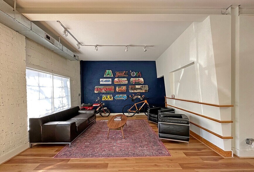 106 W Jefferson St, Falls Church, VA à louer - Photo de l’immeuble – Image 3 sur 13