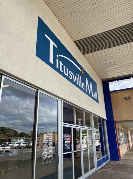 3550 S Washington Ave, Titusville, FL à louer - Photo de l’immeuble – Image 2 sur 5