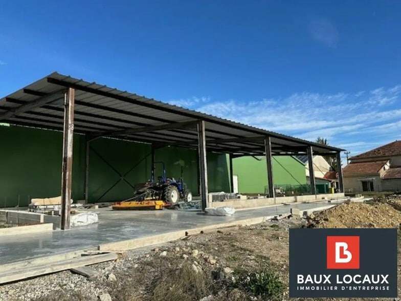20 Chemin Des Pierres, Caumont-sur-Durance à louer - Photo de l’immeuble – Image 1 sur 5