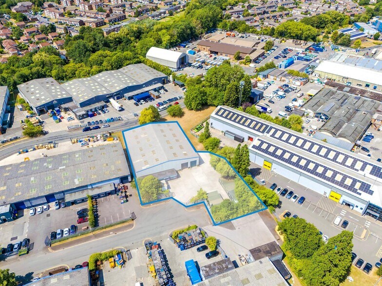 Ennis Clos, Manchester à louer - Photo de l’immeuble – Image 1 sur 5