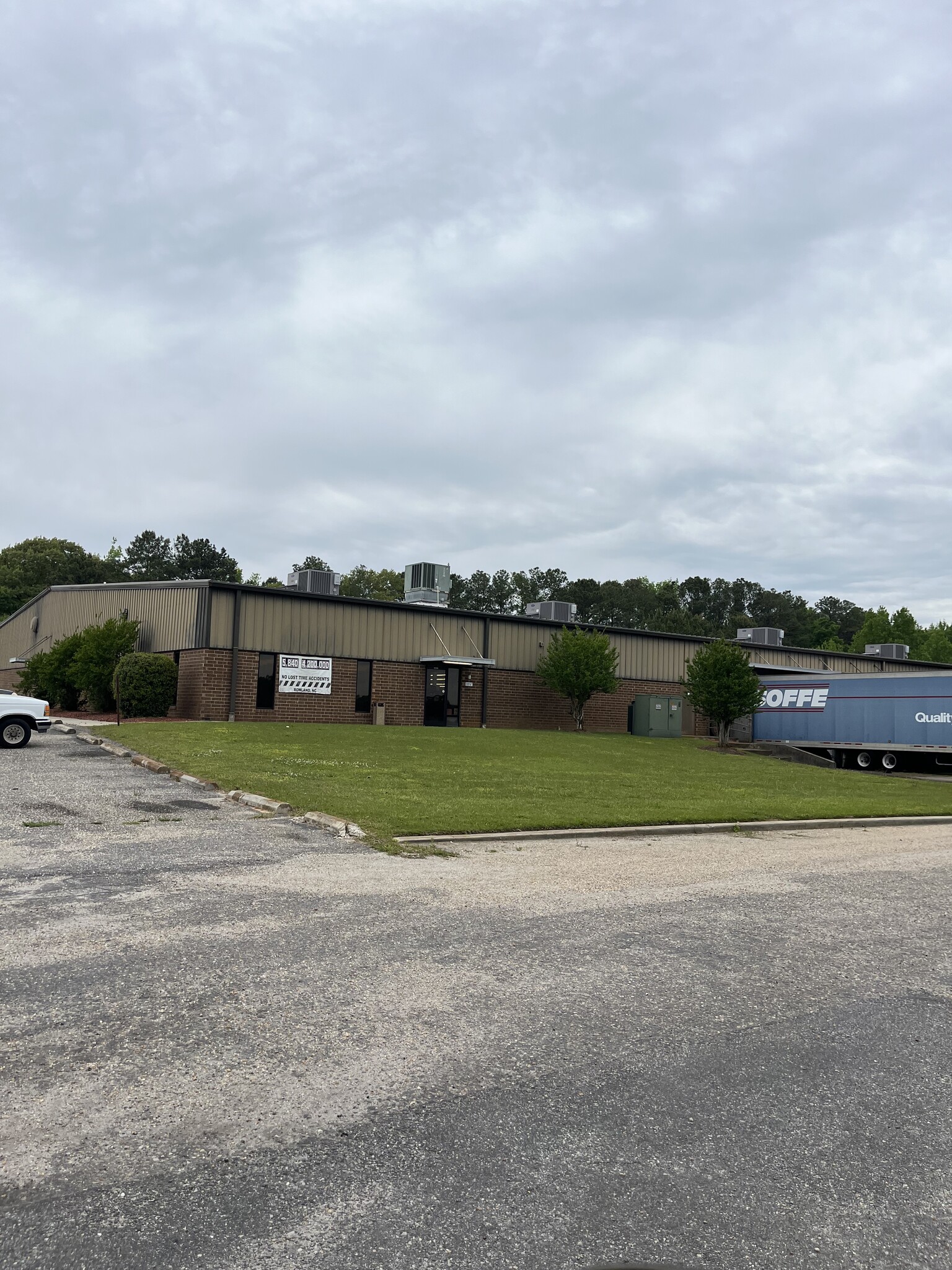 13750 US Highway 301 S, Rowland, NC à vendre Photo principale– Image 1 sur 9