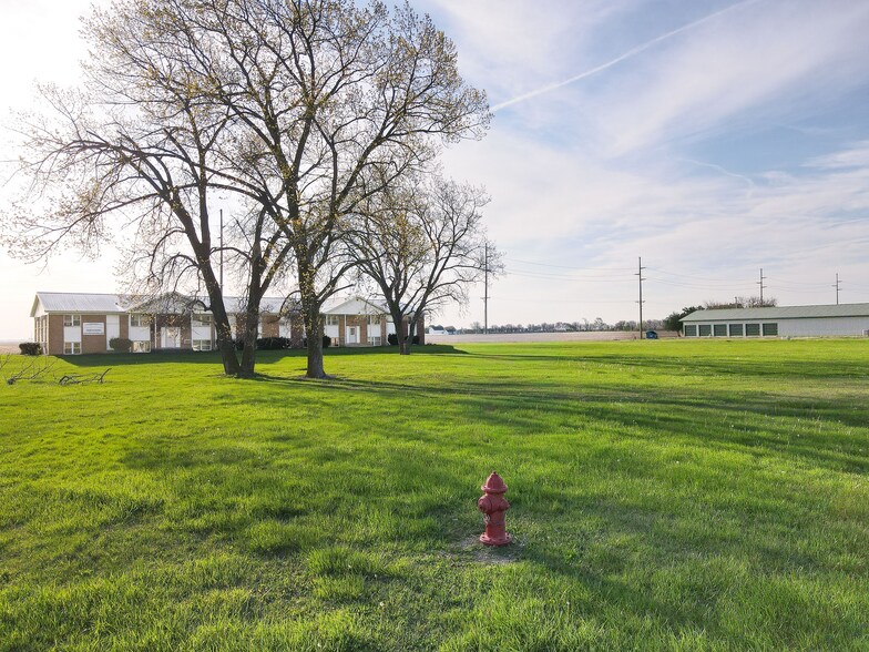 405 Seventh, Kentland, IN à vendre - Photo de l’immeuble – Image 2 sur 6