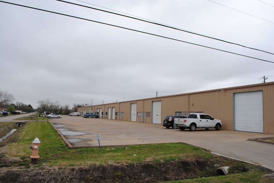 400-429 N 10th St, La Porte, TX à vendre - Photo de l’immeuble – Image 3 sur 30