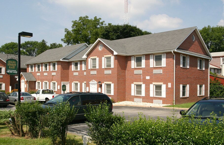 105 E Evans St SW, West Chester, PA à louer - Photo de l’immeuble – Image 2 sur 12
