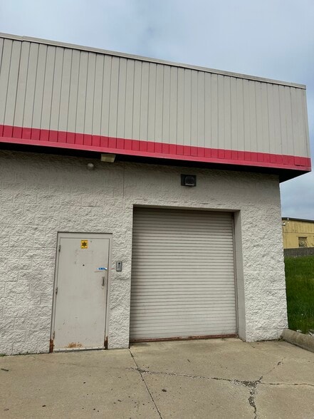 976 W 4th St, Mansfield, OH à louer - Photo de l’immeuble – Image 3 sur 11