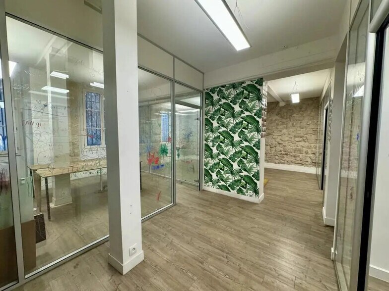 Bureau dans Paris à louer - Photo de l’immeuble – Image 2 sur 13