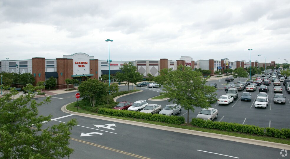 3101-3551 Richmond Hwy, Alexandria, VA à louer - Photo de l’immeuble – Image 3 sur 5
