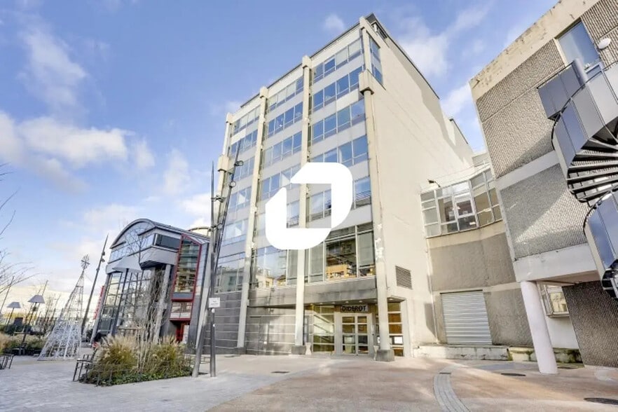 31-39 Rue Du Gouverneur Général Félix Eboue, Issy-les-Moulineaux à vendre - Photo de l’immeuble – Image 1 sur 14