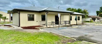 Plus de détails pour 700 N Central Ave, Umatilla, FL - Local commercial à louer