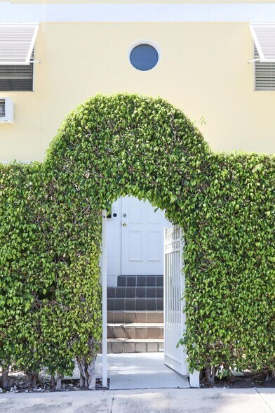 172 N County Rd, Palm Beach, FL à vendre - Photo de l’immeuble – Image 3 sur 38