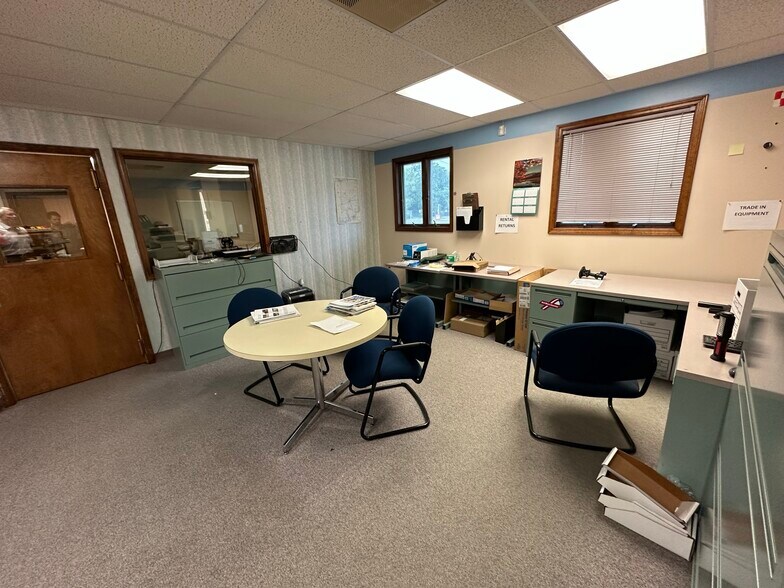 2314 N 5th St, Niles, MI à louer - Photo de l’immeuble – Image 3 sur 15