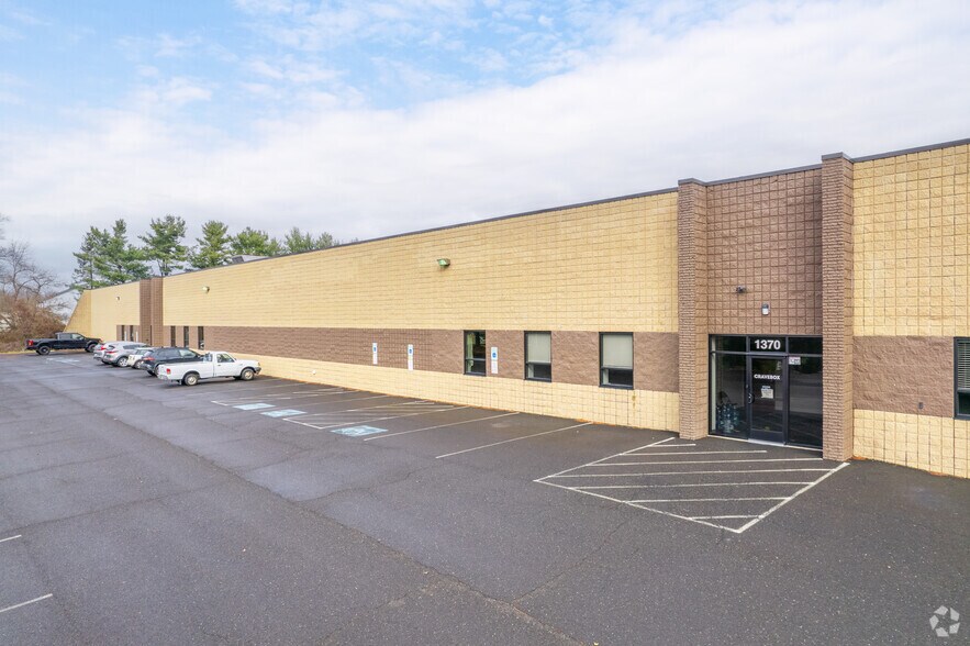 1370 Welsh Rd, North Wales, PA à louer - Photo principale – Image 1 sur 19