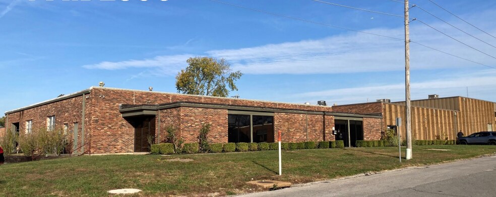 1531 Fairview Ave, Overland, MO à louer - Photo principale – Image 1 sur 3