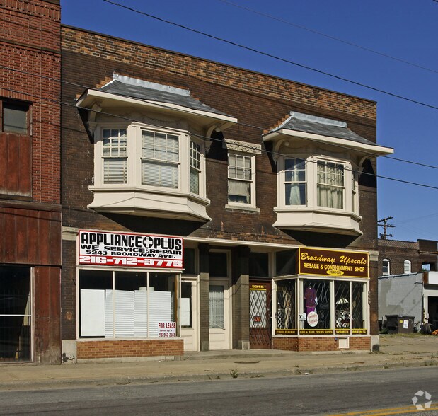 5243 Broadway Ave, Cleveland, OH à vendre - Photo de l’immeuble – Image 2 sur 7
