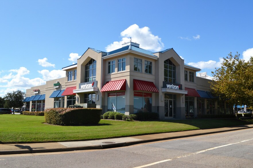2861-2865 Lynnhaven Dr, Virginia Beach, VA à louer - Photo principale – Image 1 sur 3