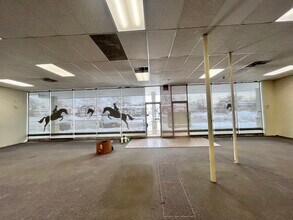 3010-3054 W Hobson Rd, Woodridge, IL à louer Photo intérieure– Image 1 sur 7