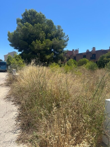 Terrain dans El Vendrell, Tarragona à vendre - Photo de l’immeuble – Image 3 sur 3