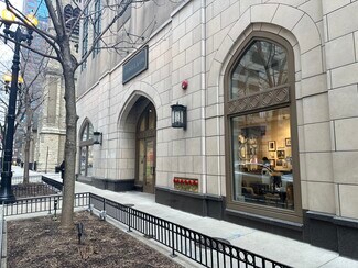 Plus de détails pour 660 N Wabash Ave, Chicago, IL - Local commercial à louer