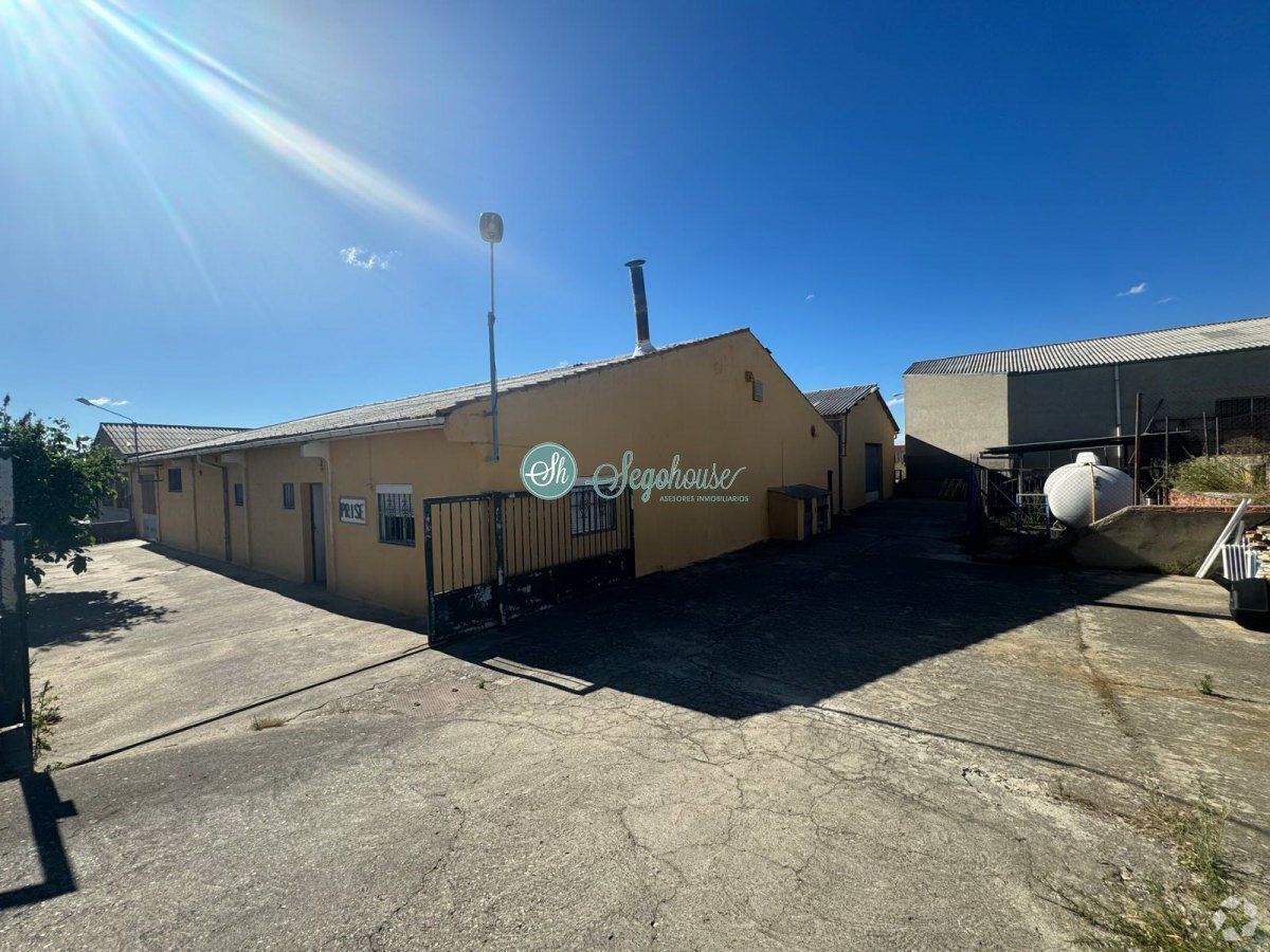 Industriel/Logistique dans Segovia, Segovia à vendre Photo principale– Image 1 sur 17