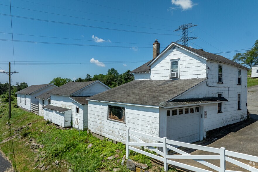 11 Charlottesburg Rd, Boonton, NJ à vendre - Photo de l’immeuble – Image 3 sur 41
