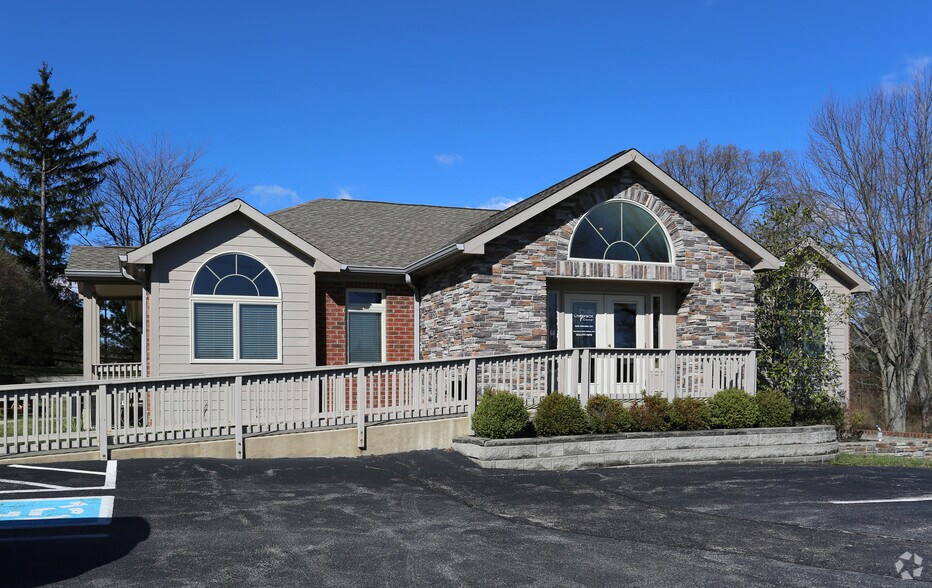 8039 Cincinnati Dayton Rd, West Chester, OH à vendre - Photo principale – Image 1 sur 3