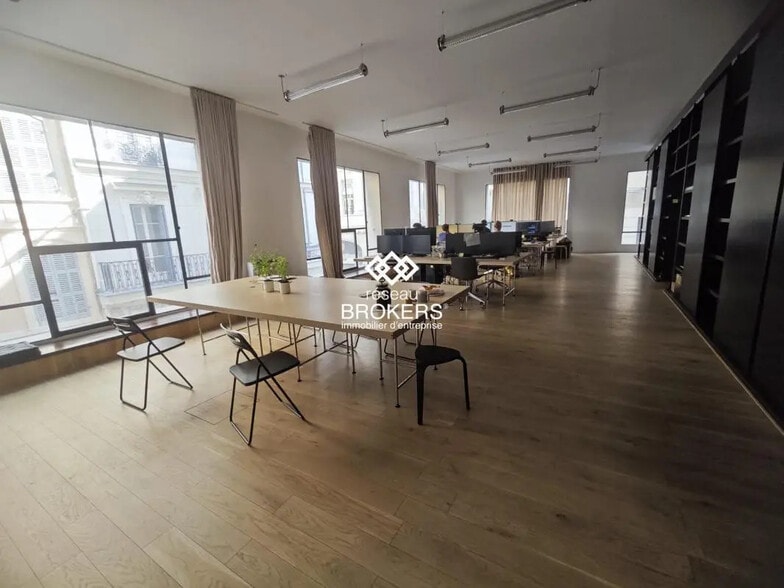 Bureau dans Marseille à vendre - Photo intérieure – Image 3 sur 6