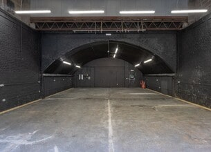 Bohemia Pl, Londres à louer Photo intérieure– Image 1 sur 3