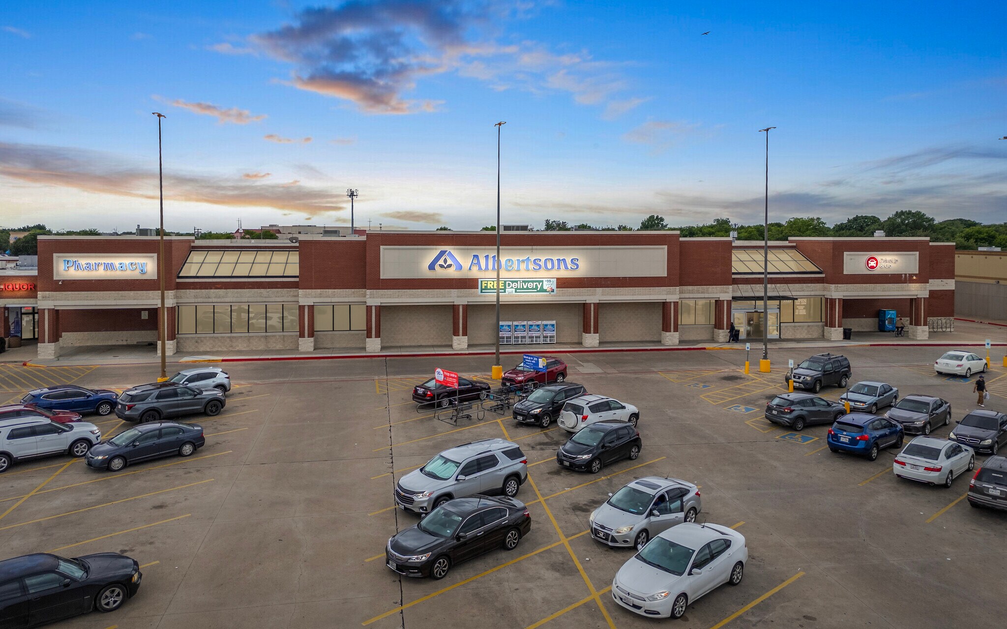 3525 Sycamore School Rd, Fort Worth, TX à vendre Photo de l’immeuble– Image 1 sur 7