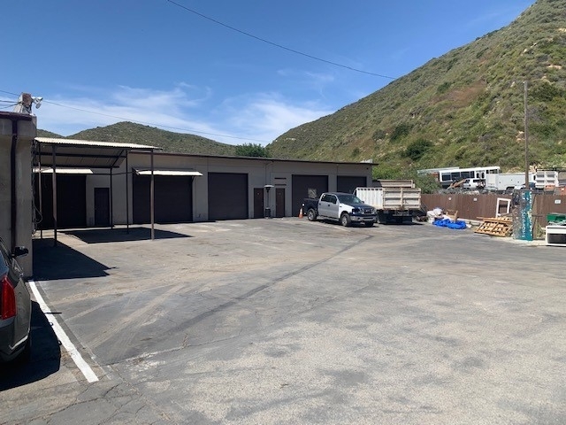 1945 Laguna Canyon Rd, Laguna Beach, CA à louer - Photo de l’immeuble – Image 3 sur 7
